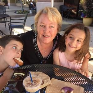 Meet your Posher, Donna